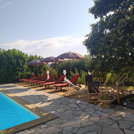 Le Domaine Du Soulier -Gite Et Chambres D'Hotes - La Maison Du Gardien Tornac Dış mekan fotoğraf
