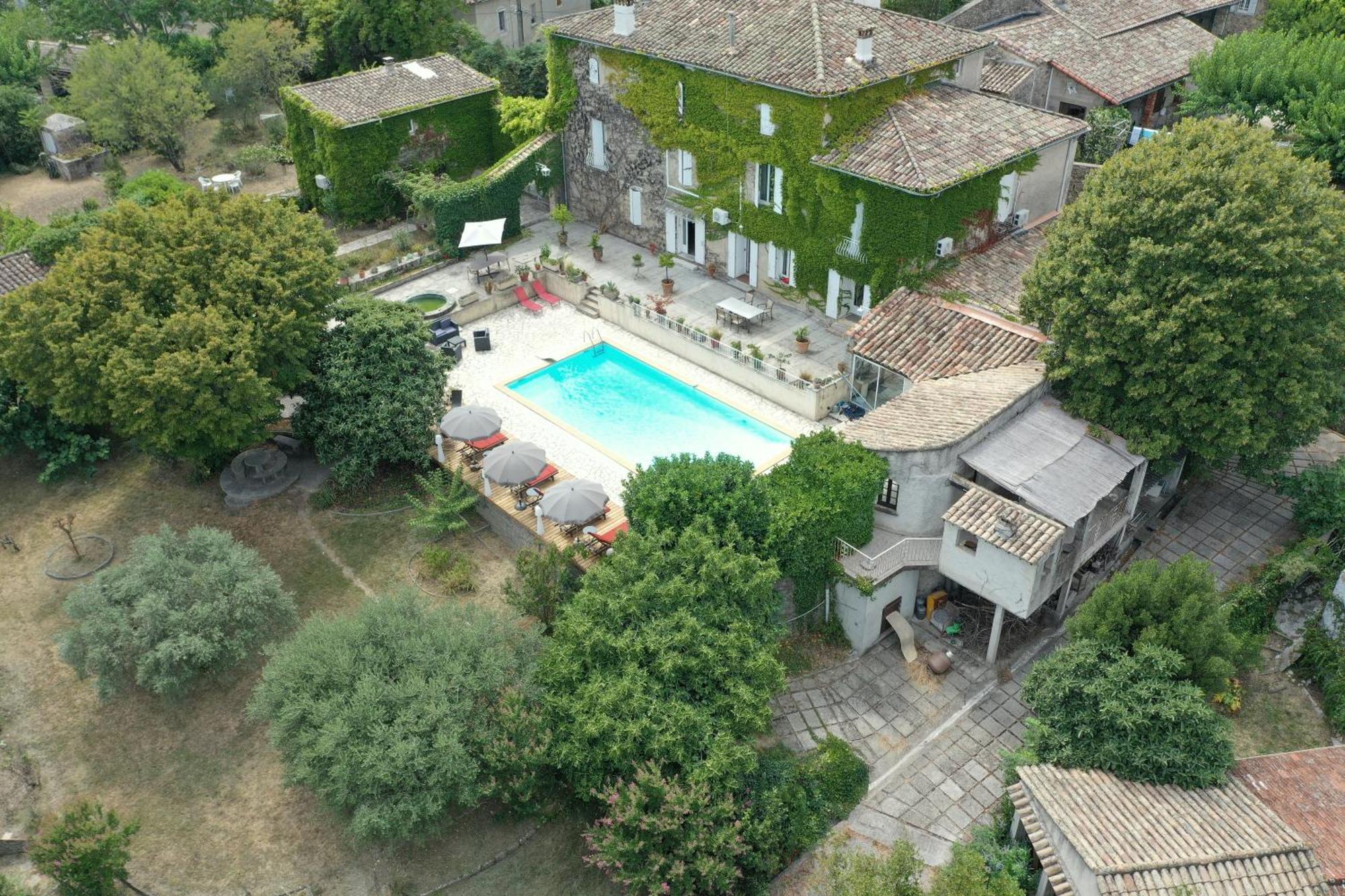 Le Domaine Du Soulier -Gite Et Chambres D'Hotes - La Maison Du Gardien Tornac Dış mekan fotoğraf