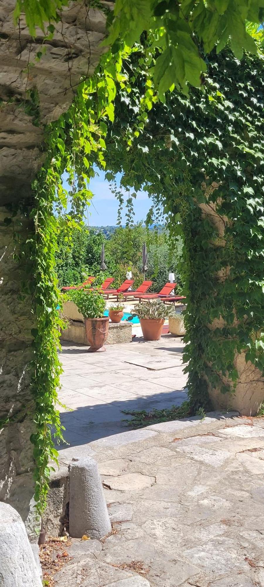 Le Domaine Du Soulier -Gite Et Chambres D'Hotes - La Maison Du Gardien Tornac Dış mekan fotoğraf