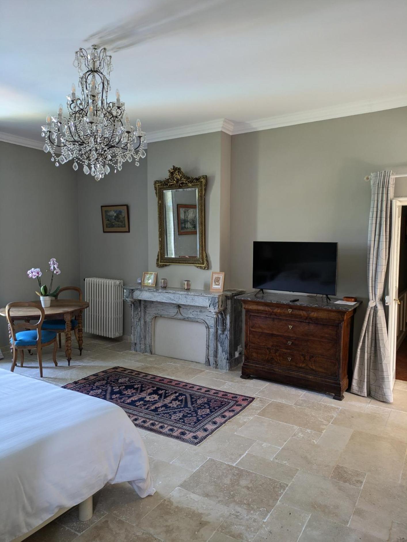 Le Domaine Du Soulier -Gite Et Chambres D'Hotes - La Maison Du Gardien Tornac Dış mekan fotoğraf
